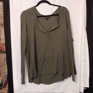Women's Top